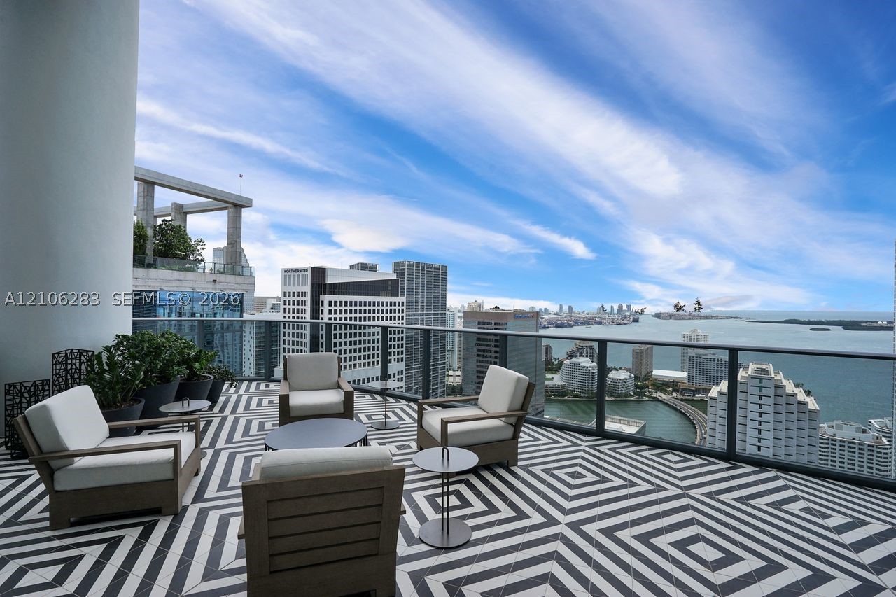 801 S Miami Ave #1801, Miami FL 33130