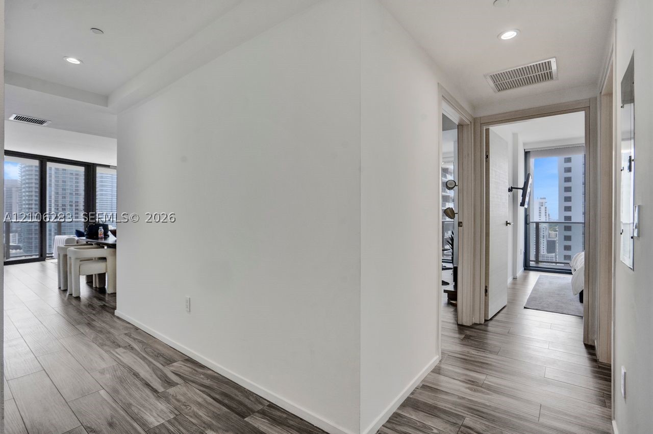 801 S Miami Ave #1801, Miami FL 33130
