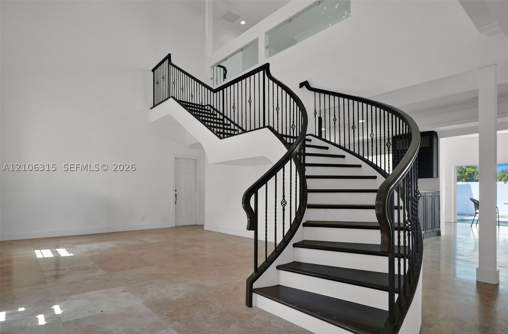 2319 NE 35th Dr, Fort Lauderdale FL 33308