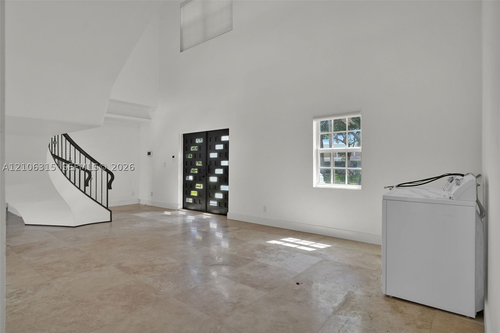 2319 NE 35th Dr, Fort Lauderdale FL 33308