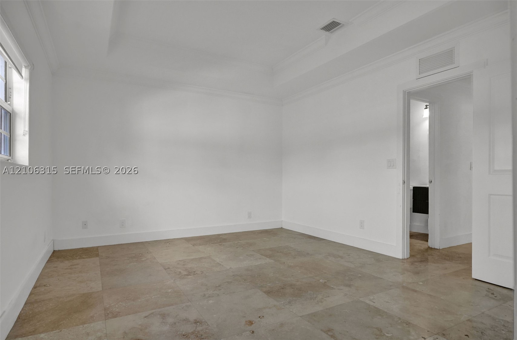2319 NE 35th Dr, Fort Lauderdale FL 33308