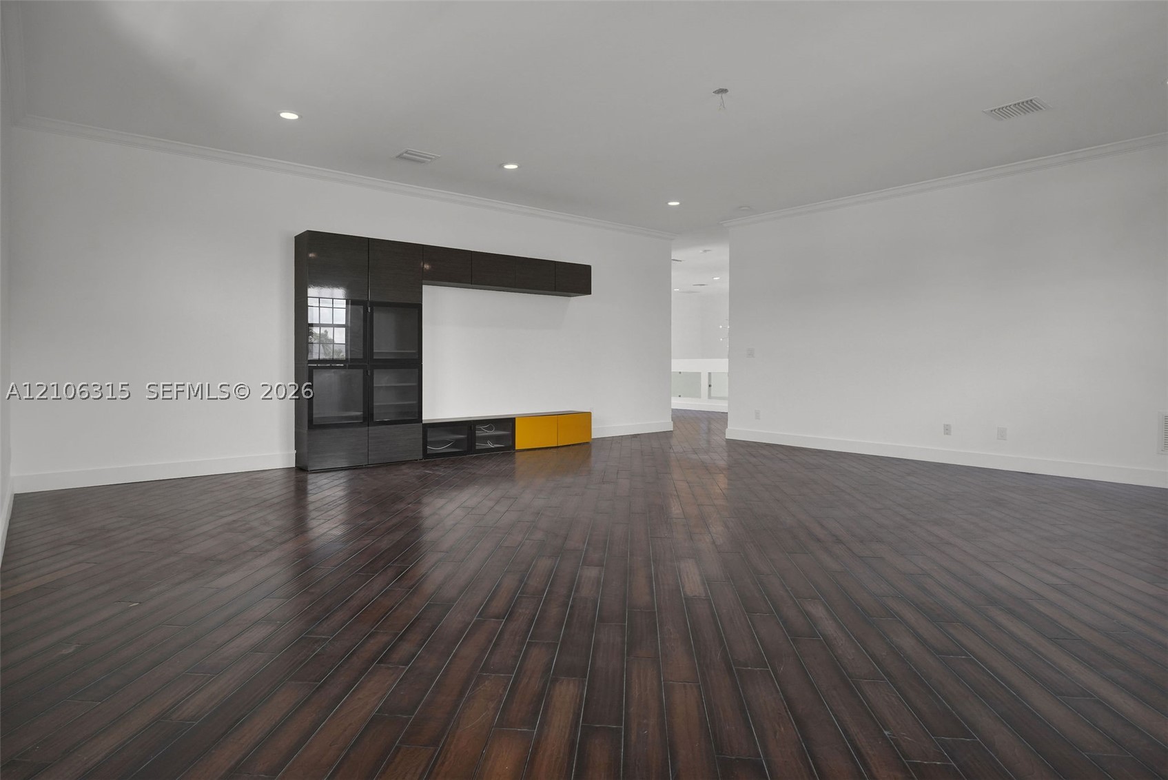 2319 NE 35th Dr, Fort Lauderdale FL 33308