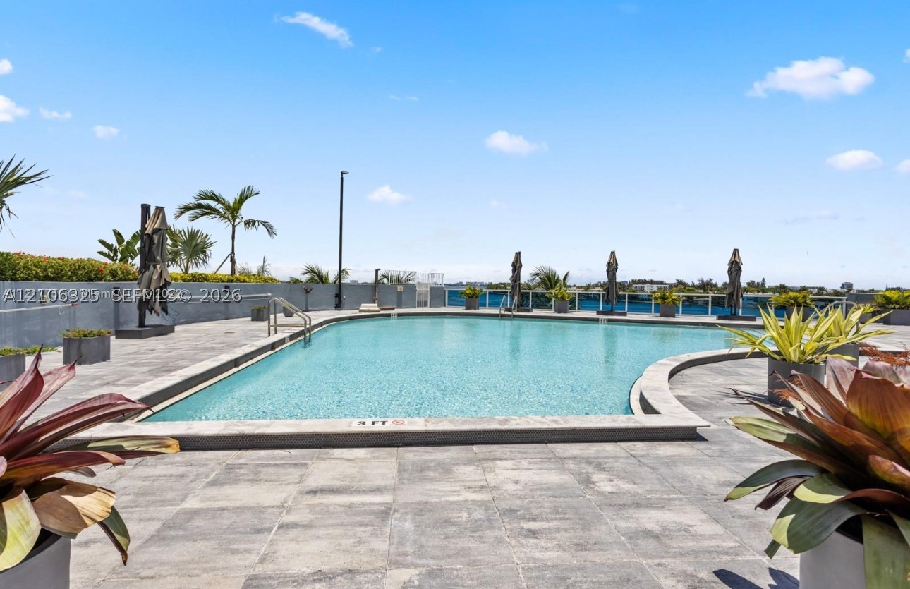 1881 79th St Cswy #404, North Bay Village FL 33141