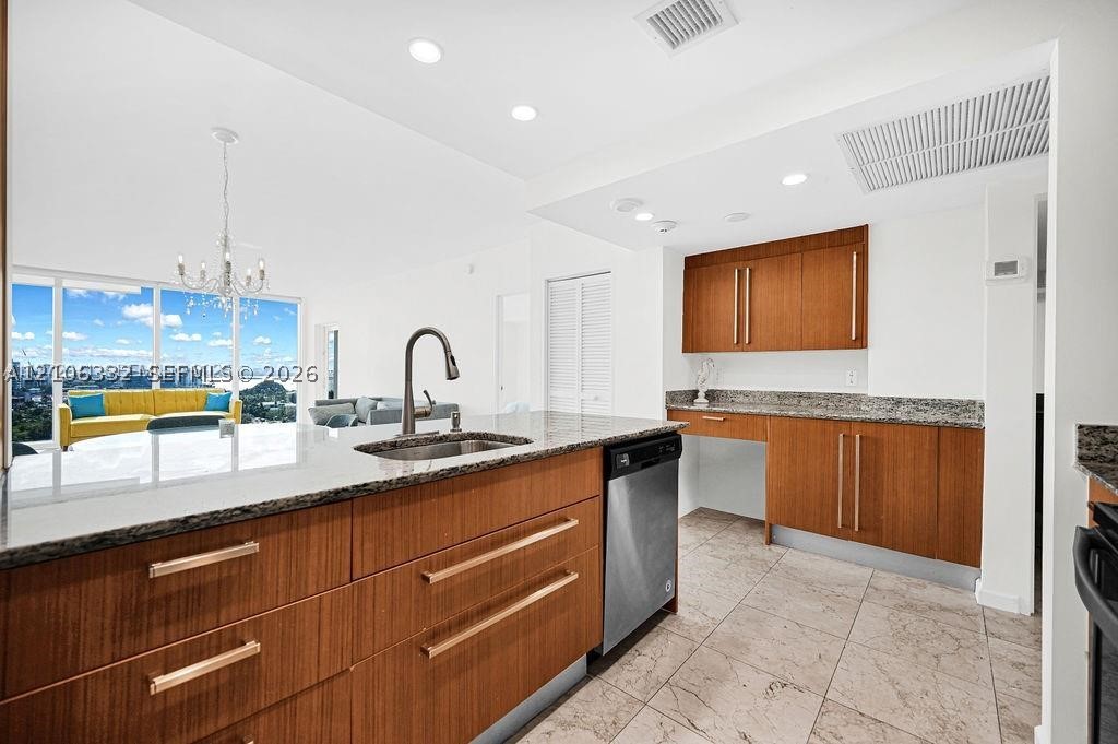10275 Collins Ave #1128, Bal Harbour FL 33154