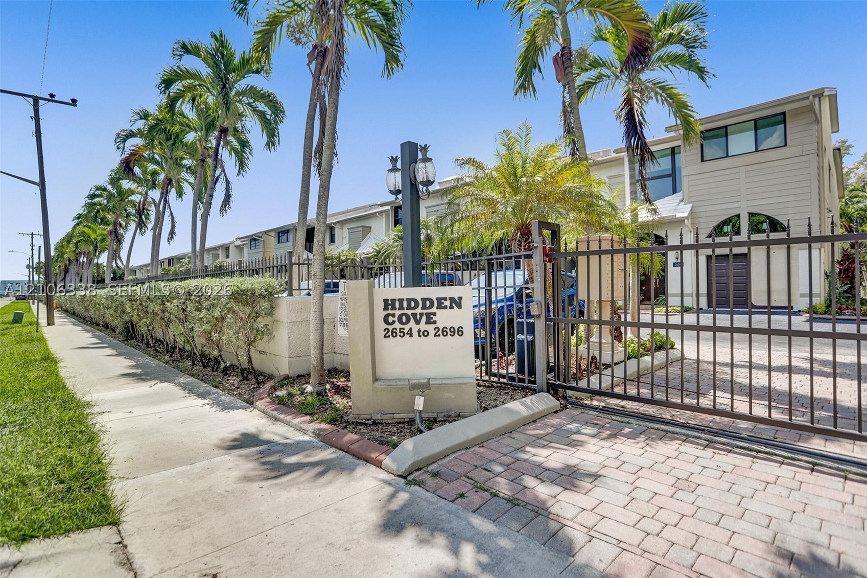 2678 NE 135th St, North Miami FL 33181