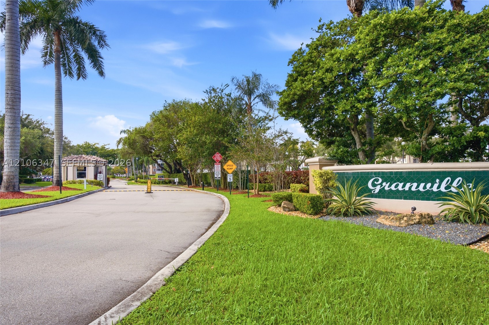 7759 Granville Dr #306, Tamarac FL 33321