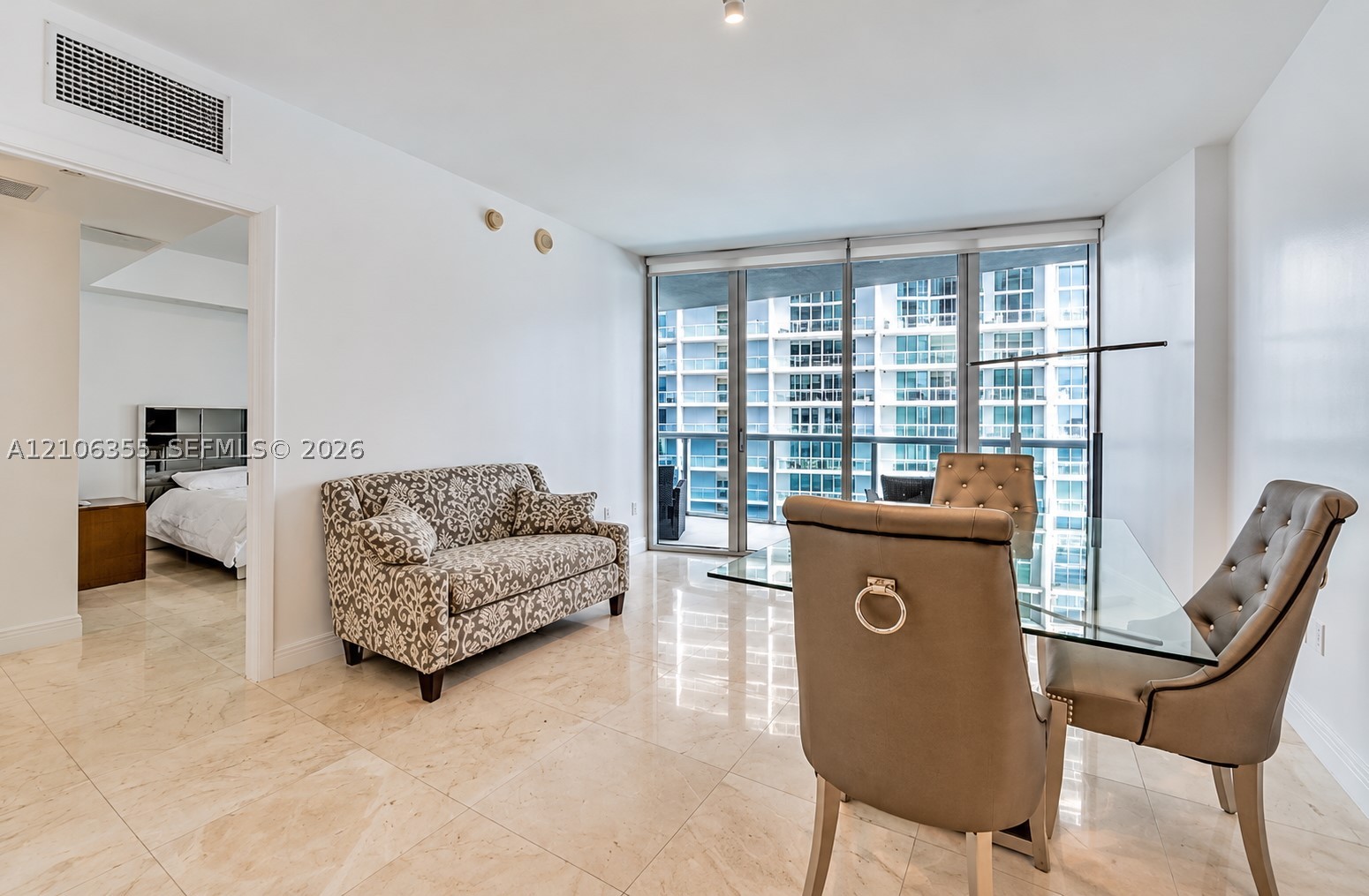 495 Brickell Ave #1906, Miami FL 33131
