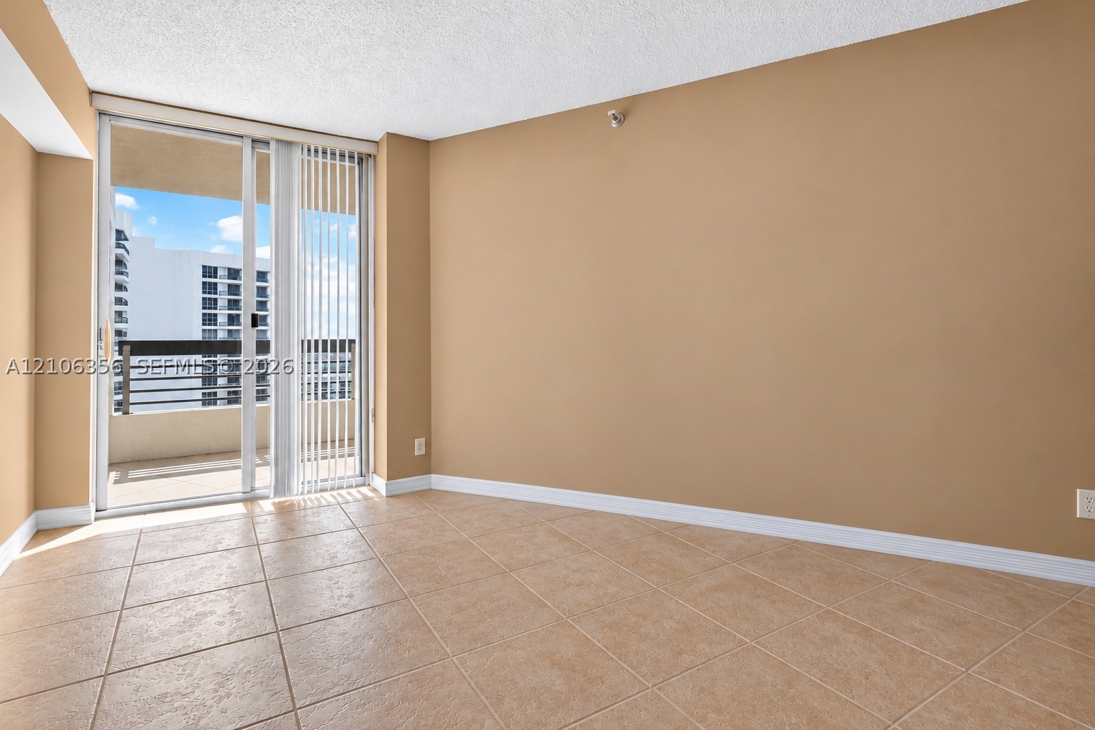 19195 NE 36th Ct #2704, Aventura FL 33180