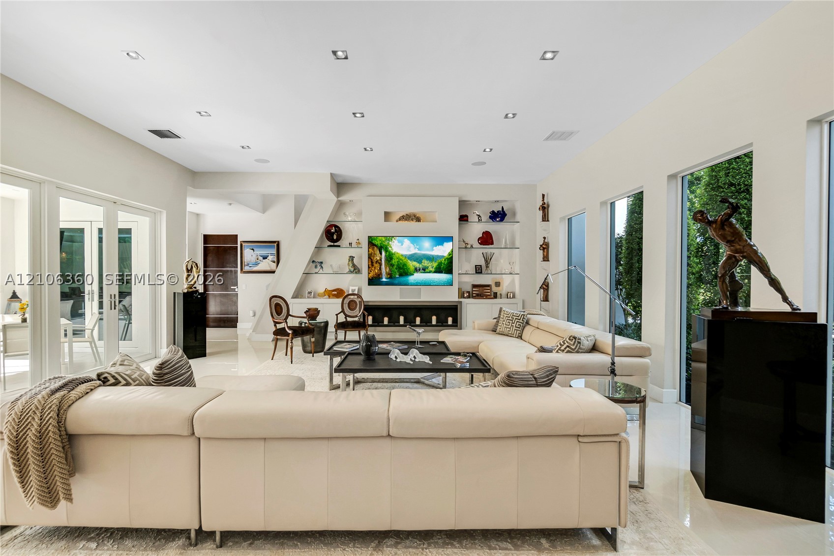 2632 NE 35th Dr, Fort Lauderdale FL 33308