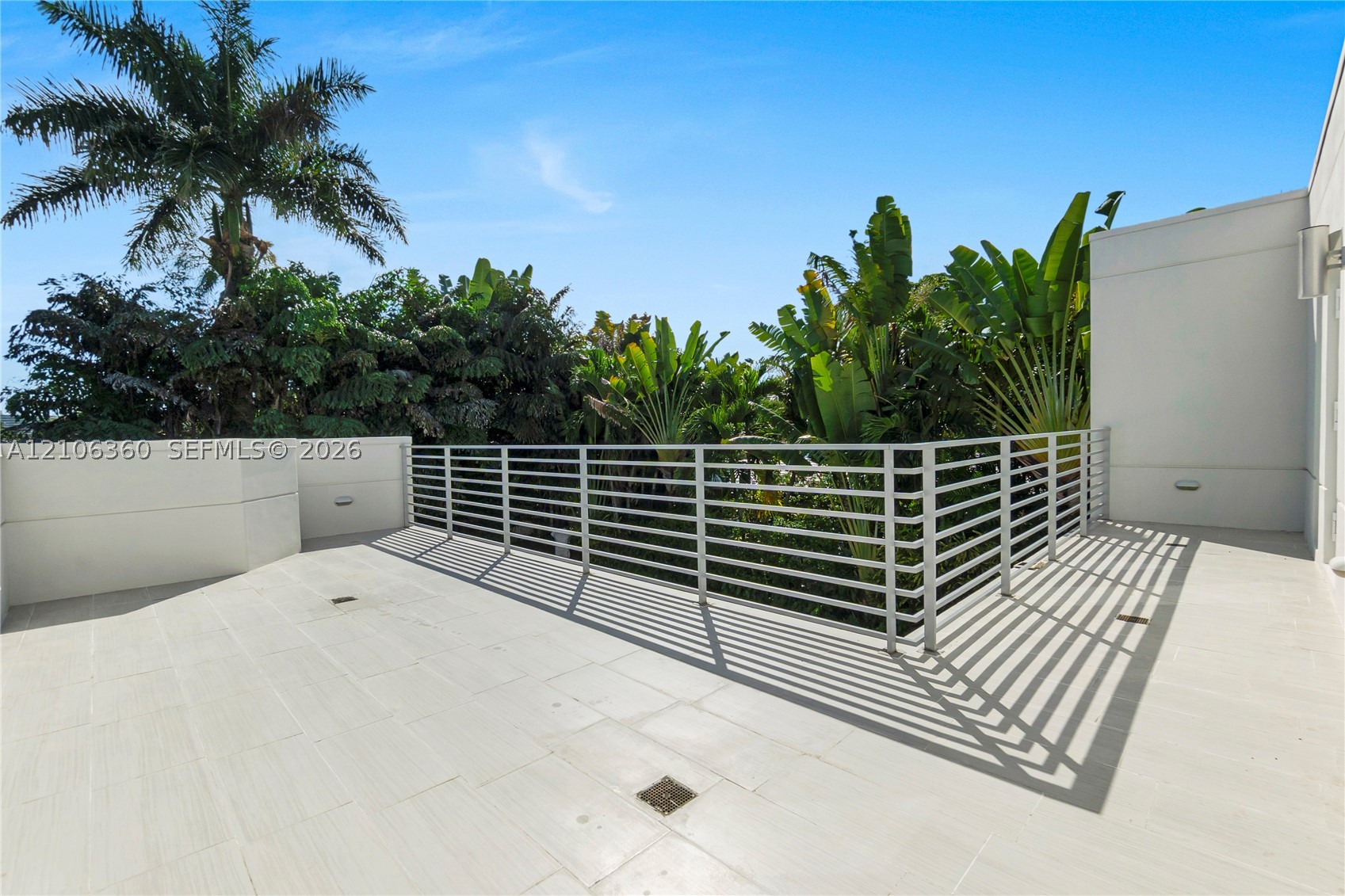 2632 NE 35th Dr, Fort Lauderdale FL 33308