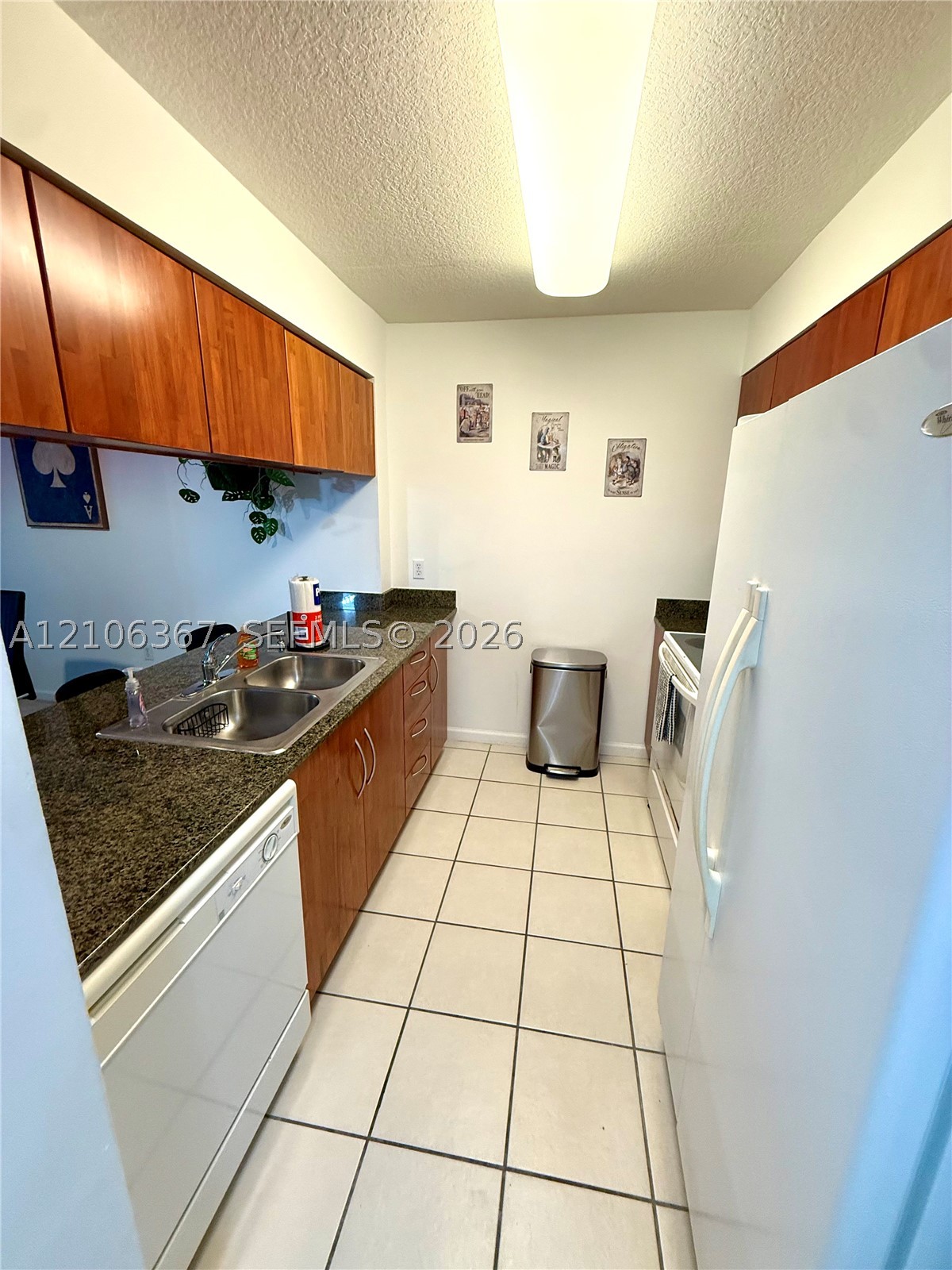 1200 Brickell Bay Dr #3505, Miami FL 33131