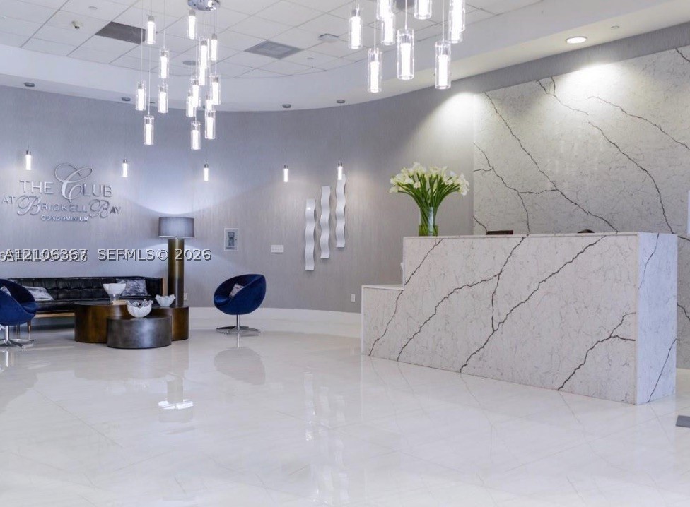 1200 Brickell Bay Dr #3505, Miami FL 33131