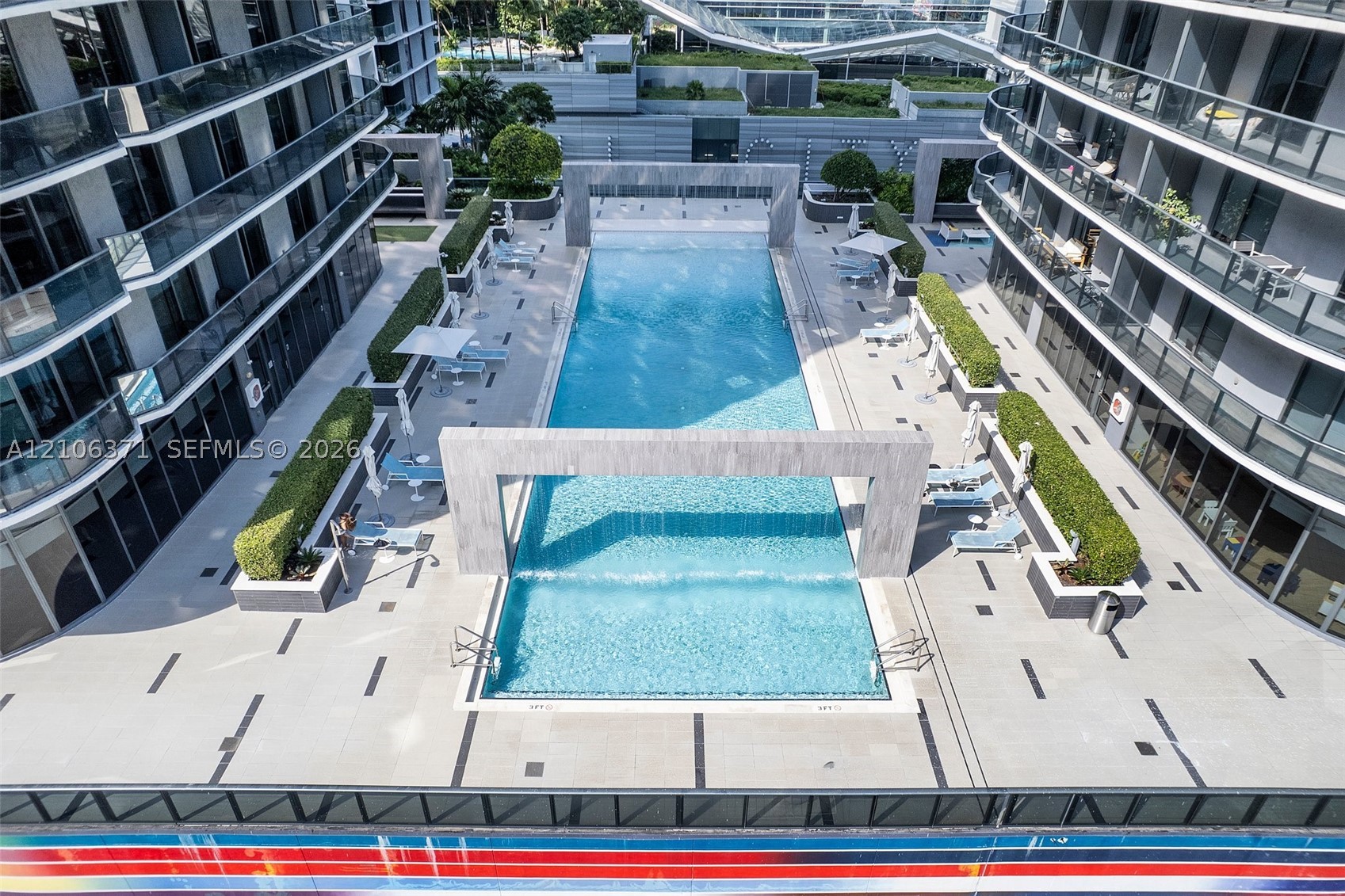 45 SW 9th St #1005, Miami FL 33130