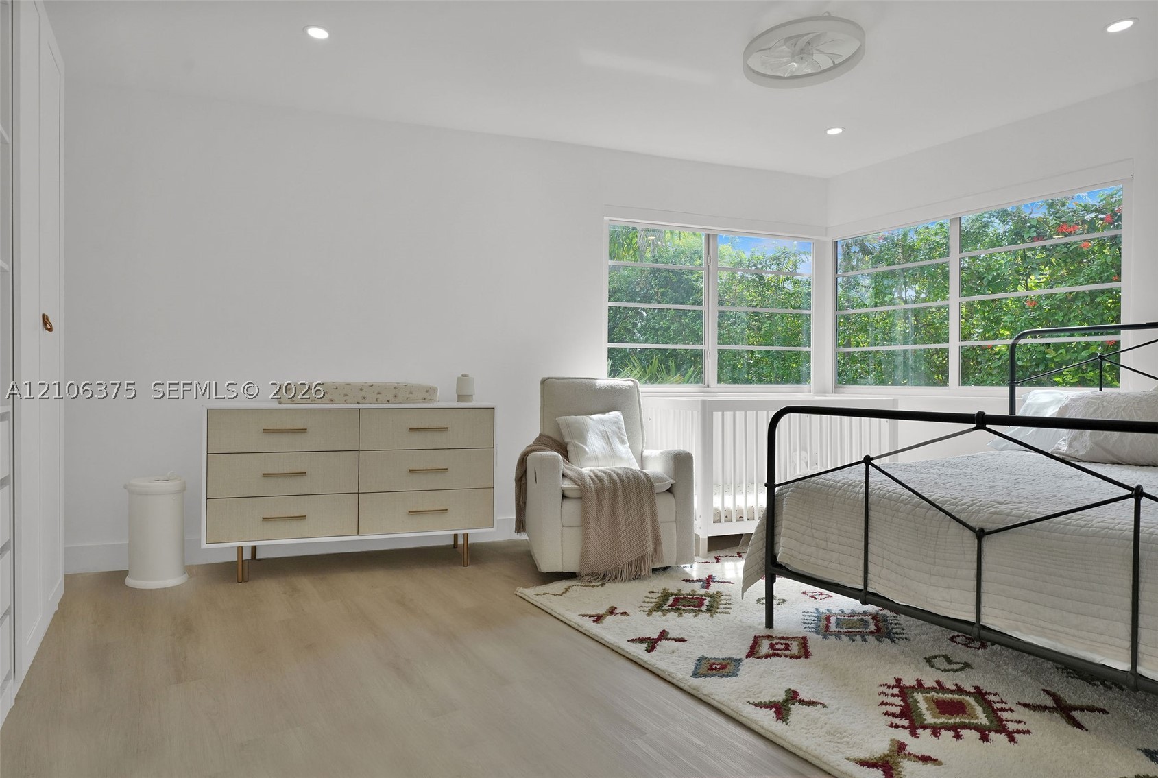 4800 Pine Tree Dr #101, Miami Beach FL 33140