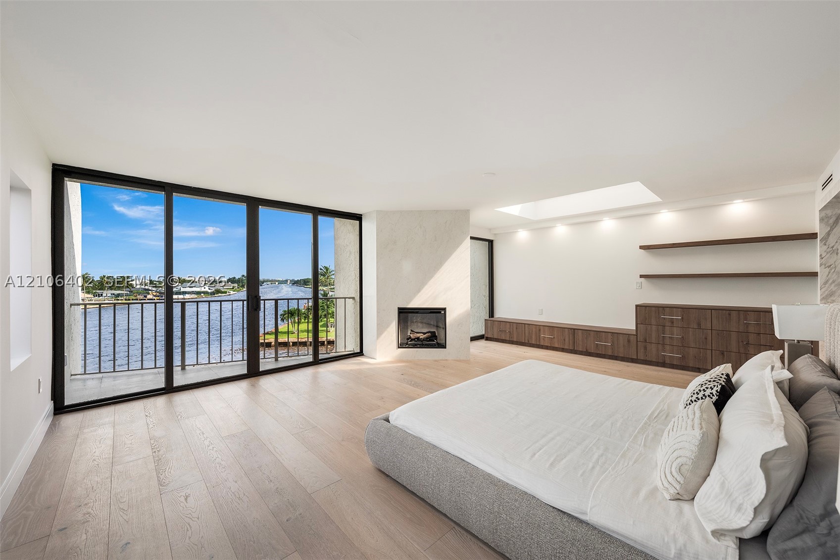 1222 Hillsboro Mile #24, Hillsboro Beach FL 33062