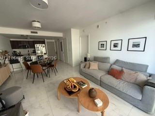 488 NE 18th St #1107, Miami FL 33132