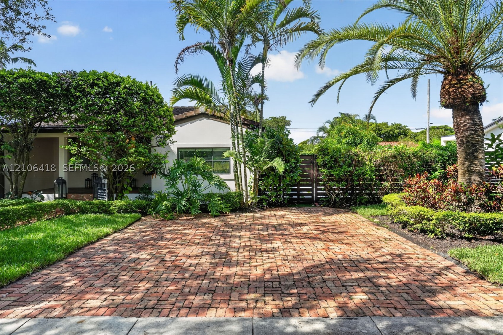 3900 SW 60th Ave, Miami FL 33155