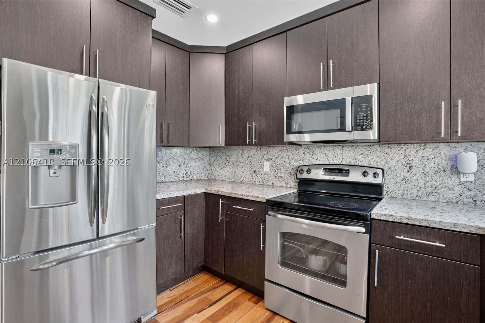 3900 SW 60th Ave, Miami FL 33155