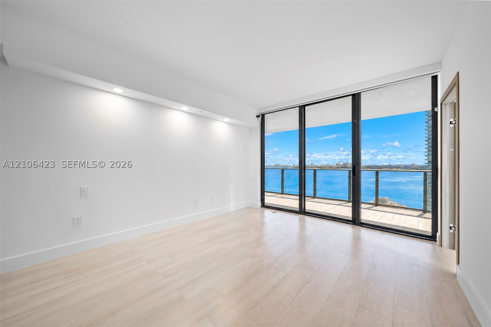 650 NE 32nd St #2201, Miami FL 33137