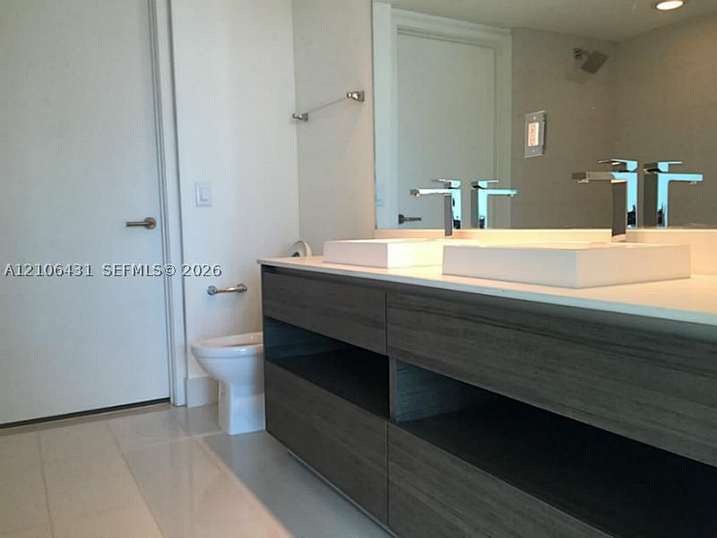 1100 S MIAMI AV #3203, Miami FL 33130