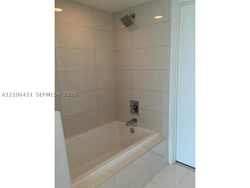 1100 S MIAMI AV #3203, Miami FL 33130