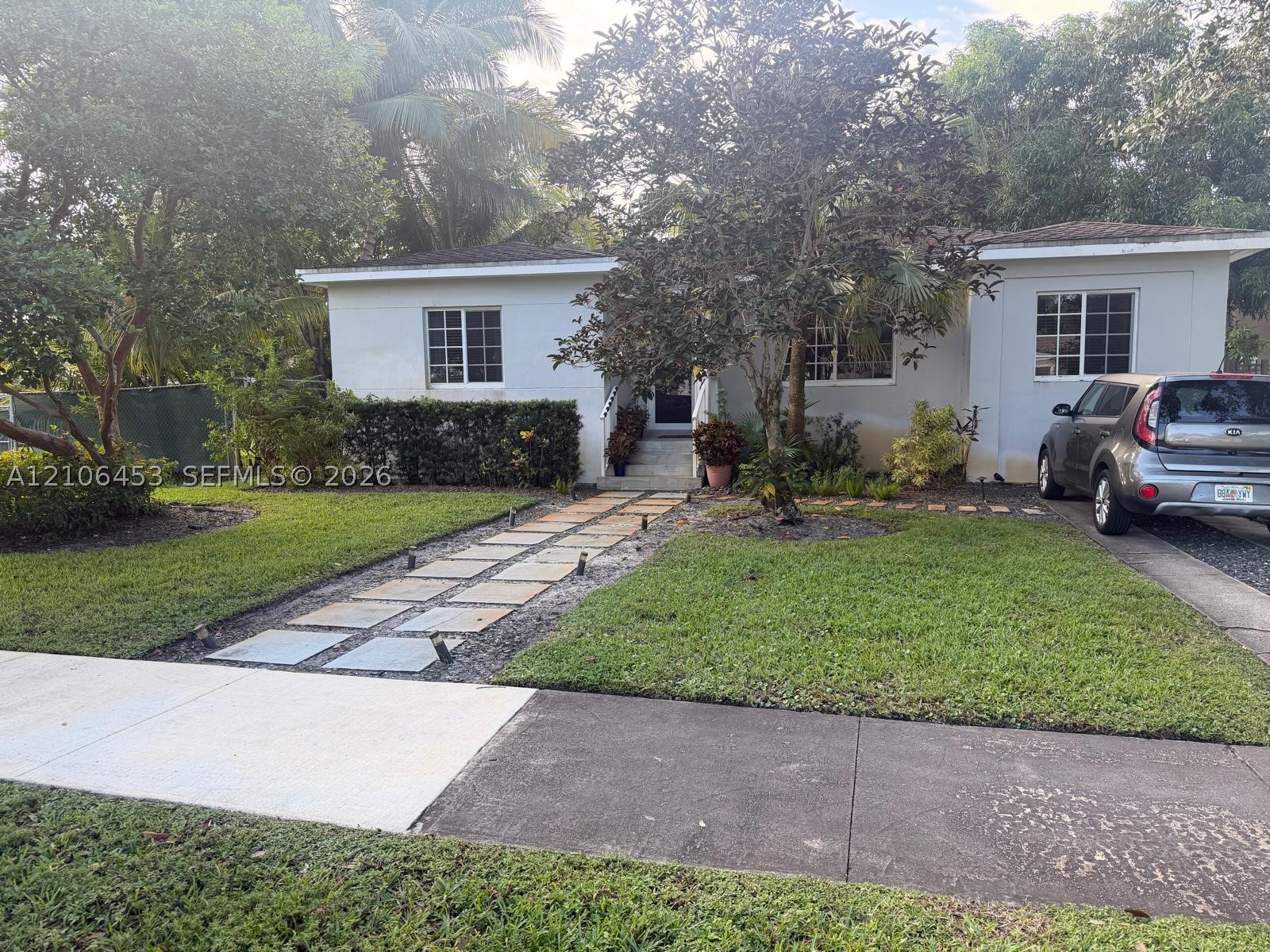 132 Whitethorn Dr, Miami Springs FL 33166