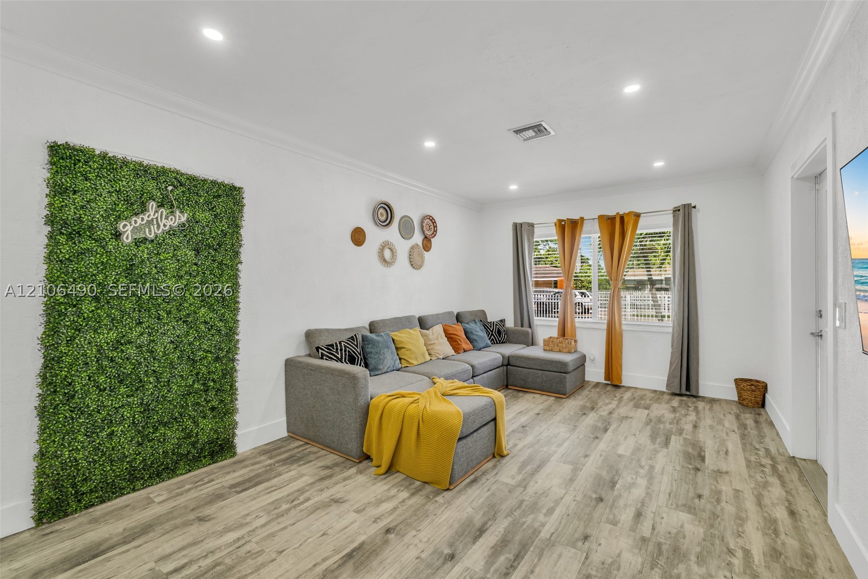 3840 NW 12th St, Miami FL 33126