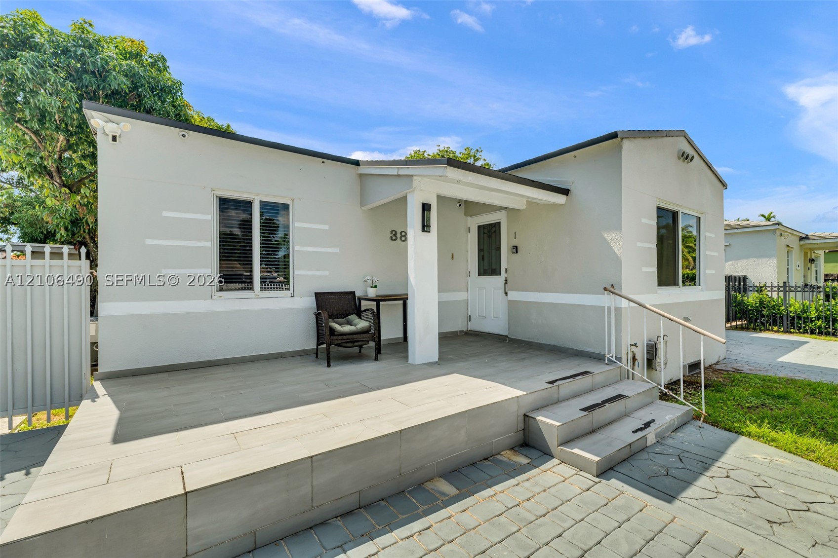 3840 NW 12th St, Miami FL 33126