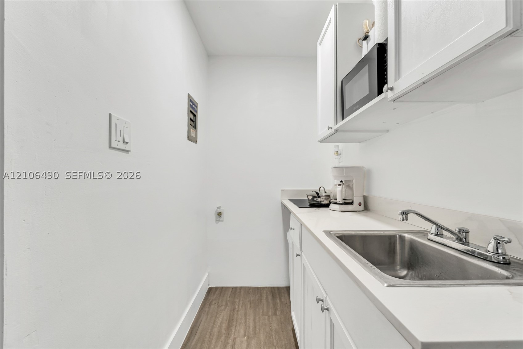 3840 NW 12th St, Miami FL 33126