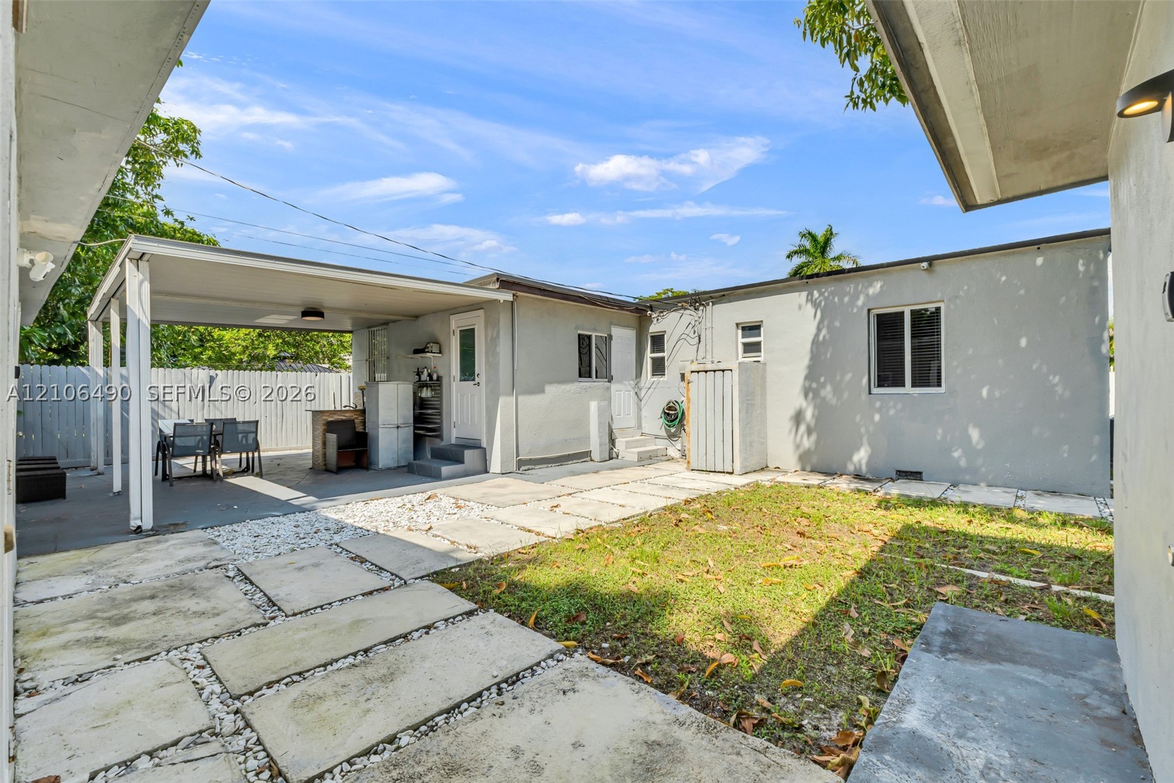 3840 NW 12th St, Miami FL 33126