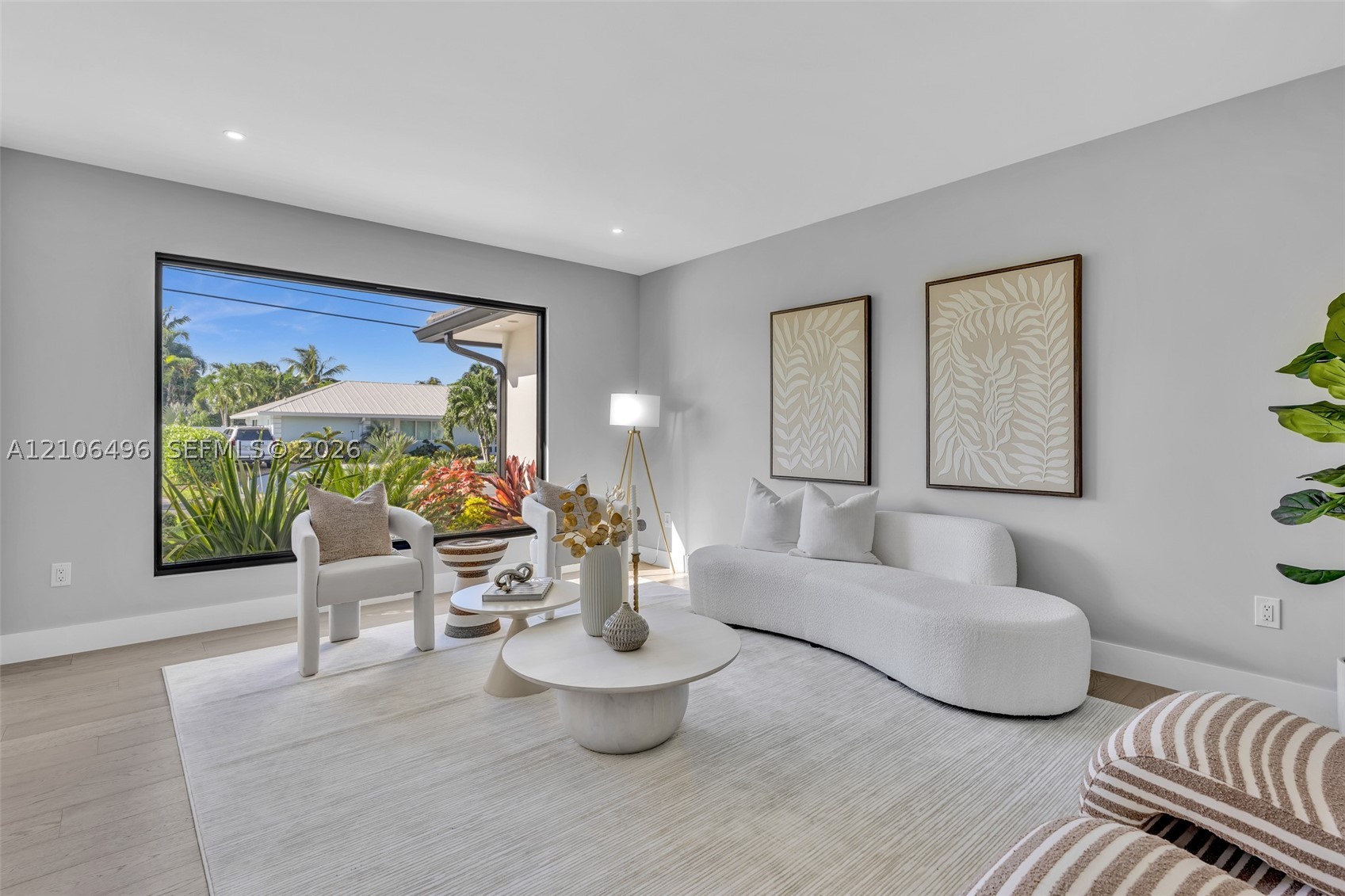 1170 Fairview Ln, Singer Island FL 33404