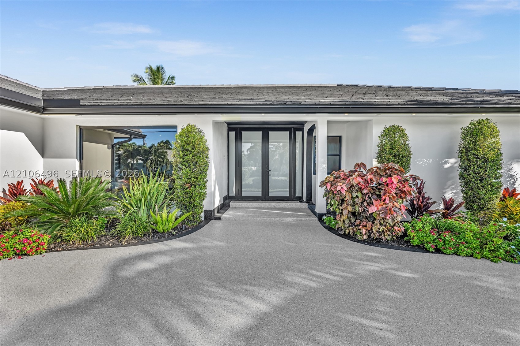 1170 Fairview Ln, Singer Island FL 33404