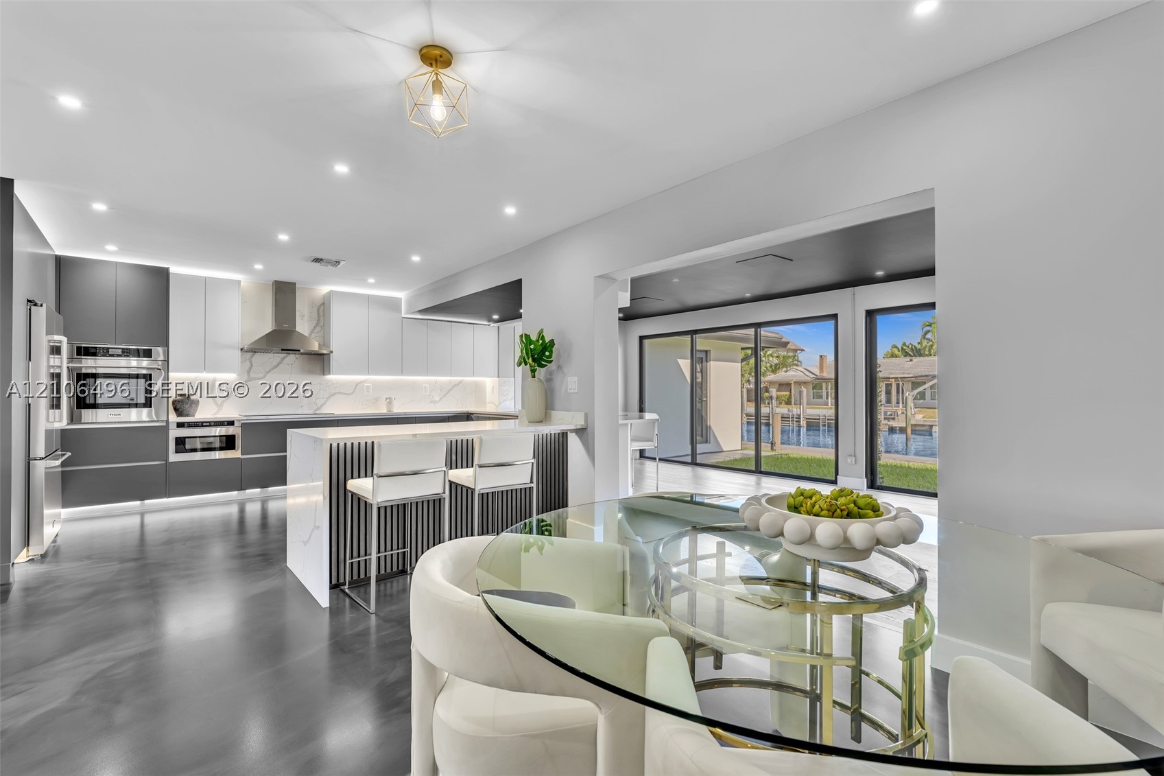 1170 Fairview Ln, Singer Island FL 33404