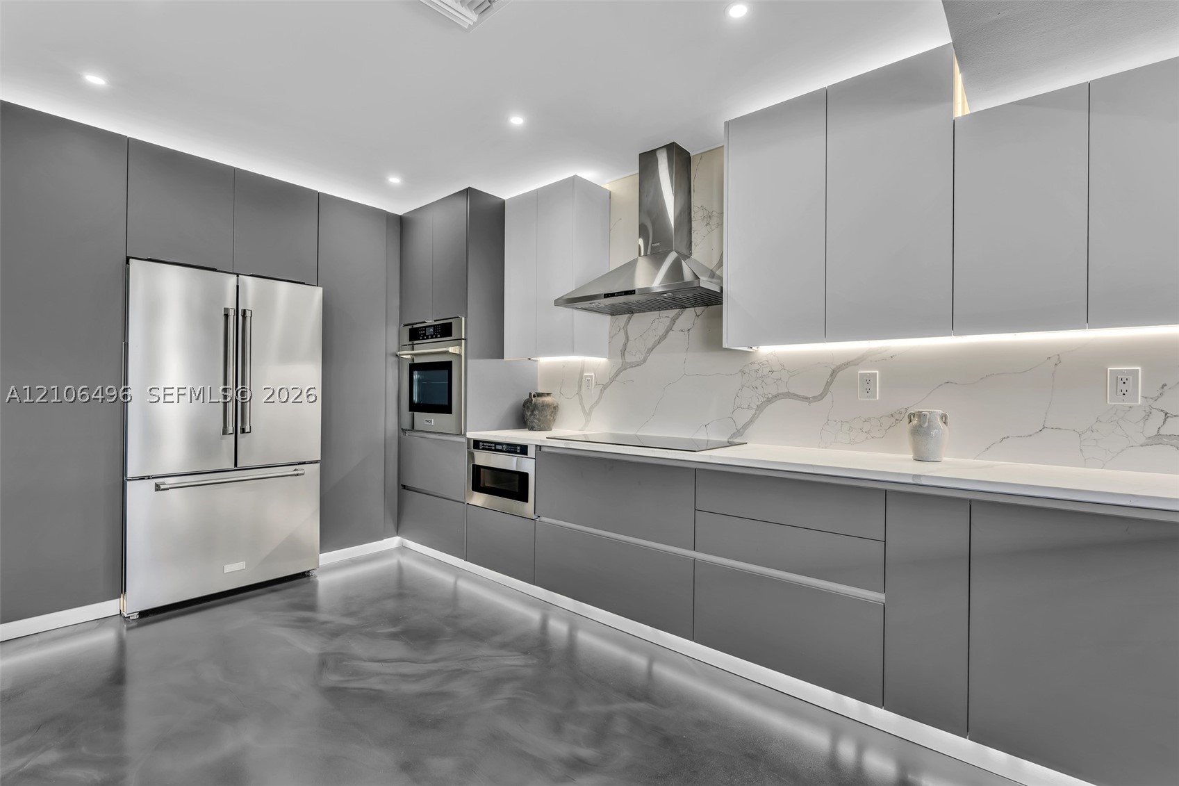 1170 Fairview Ln, Singer Island FL 33404