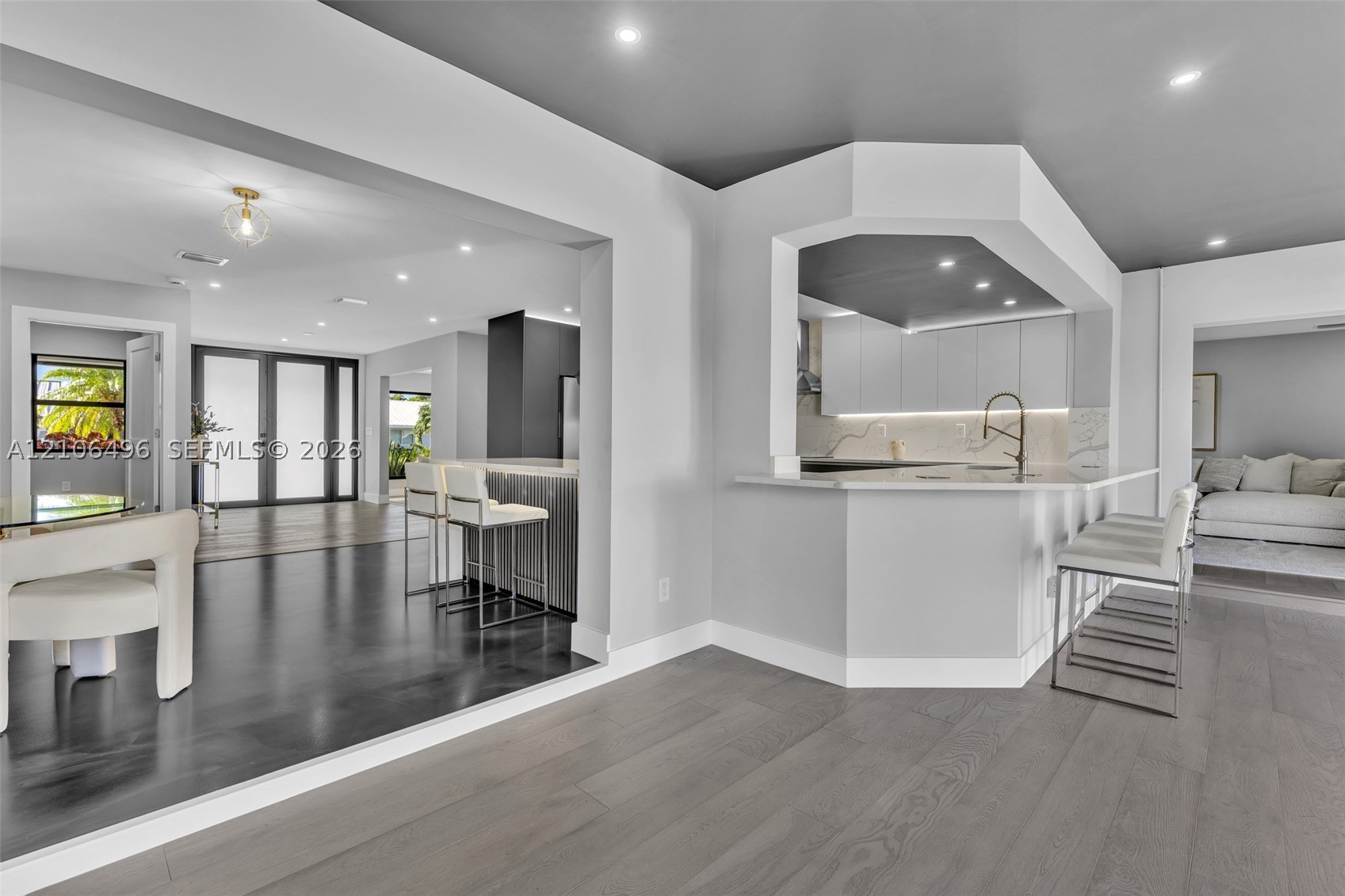 1170 Fairview Ln, Singer Island FL 33404