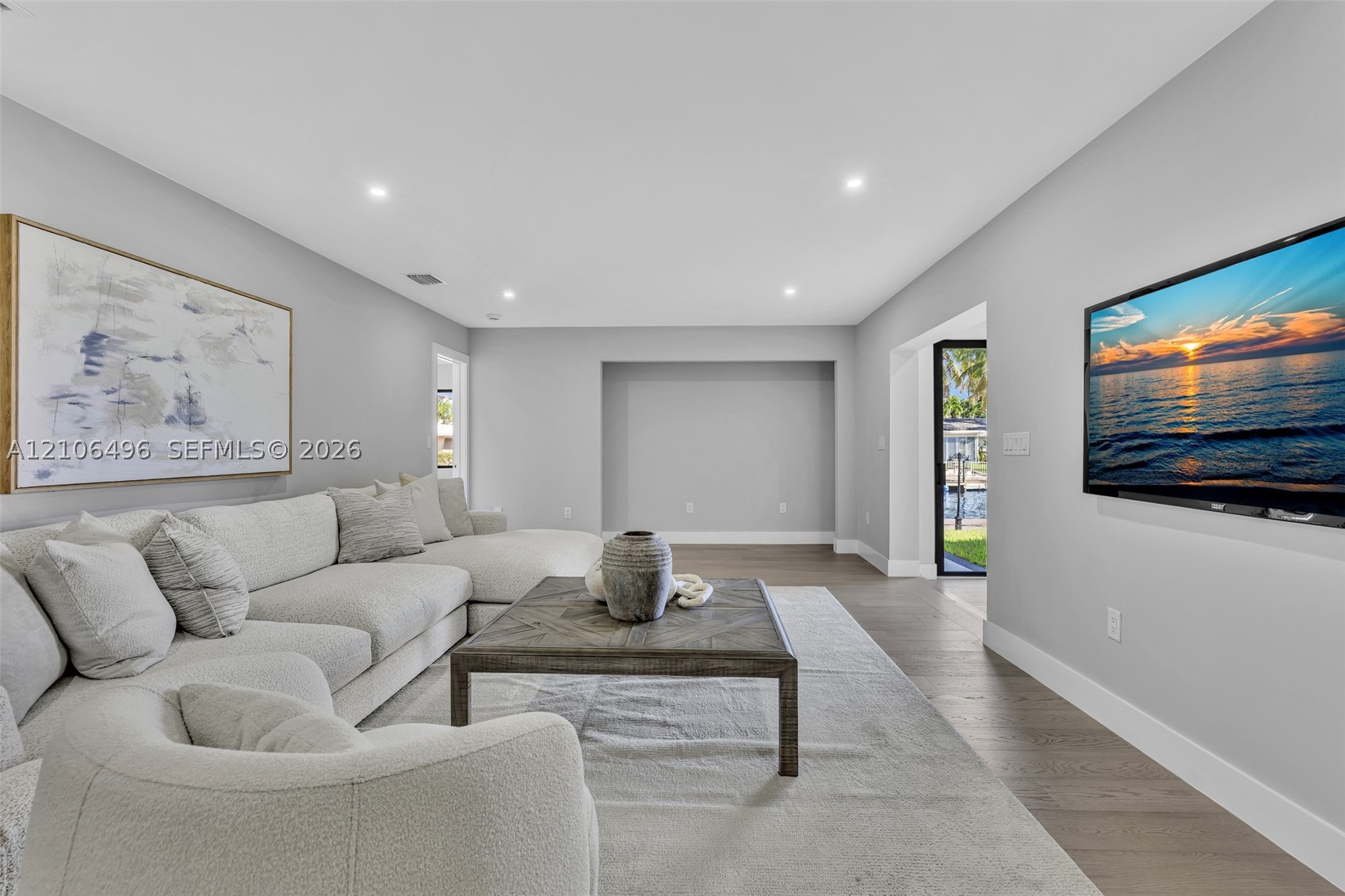 1170 Fairview Ln, Singer Island FL 33404