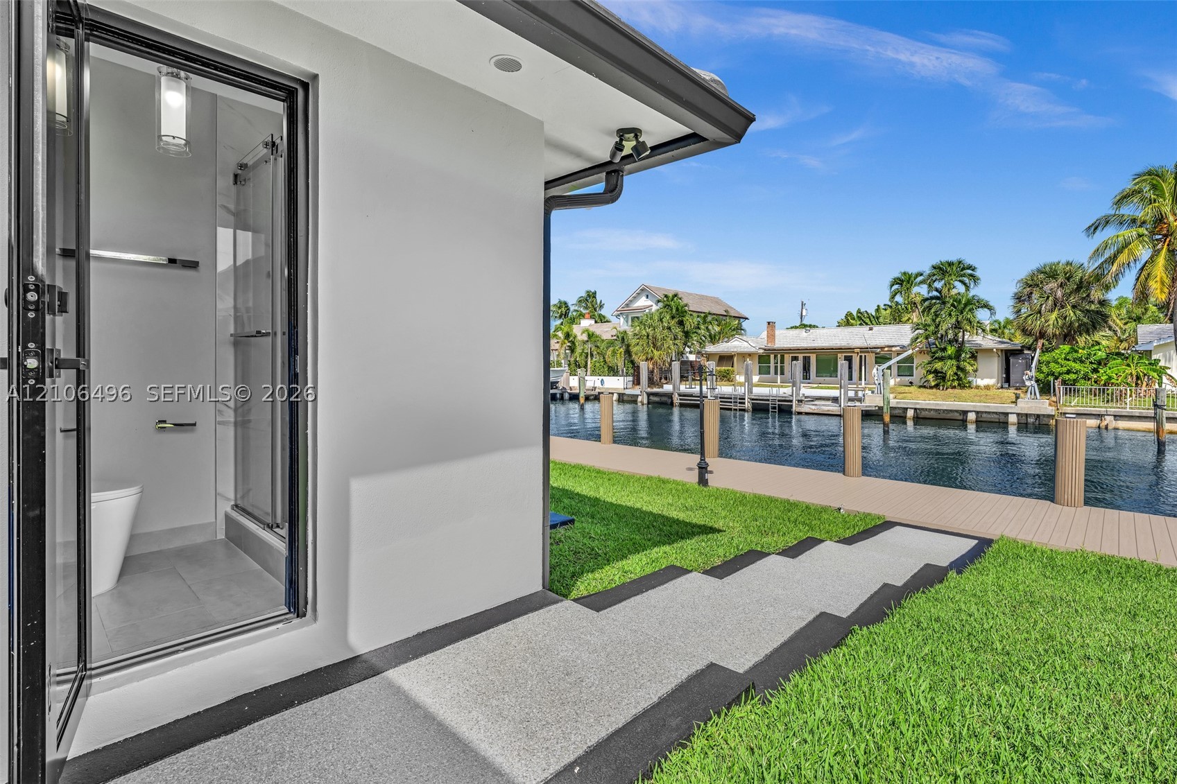 1170 Fairview Ln, Singer Island FL 33404