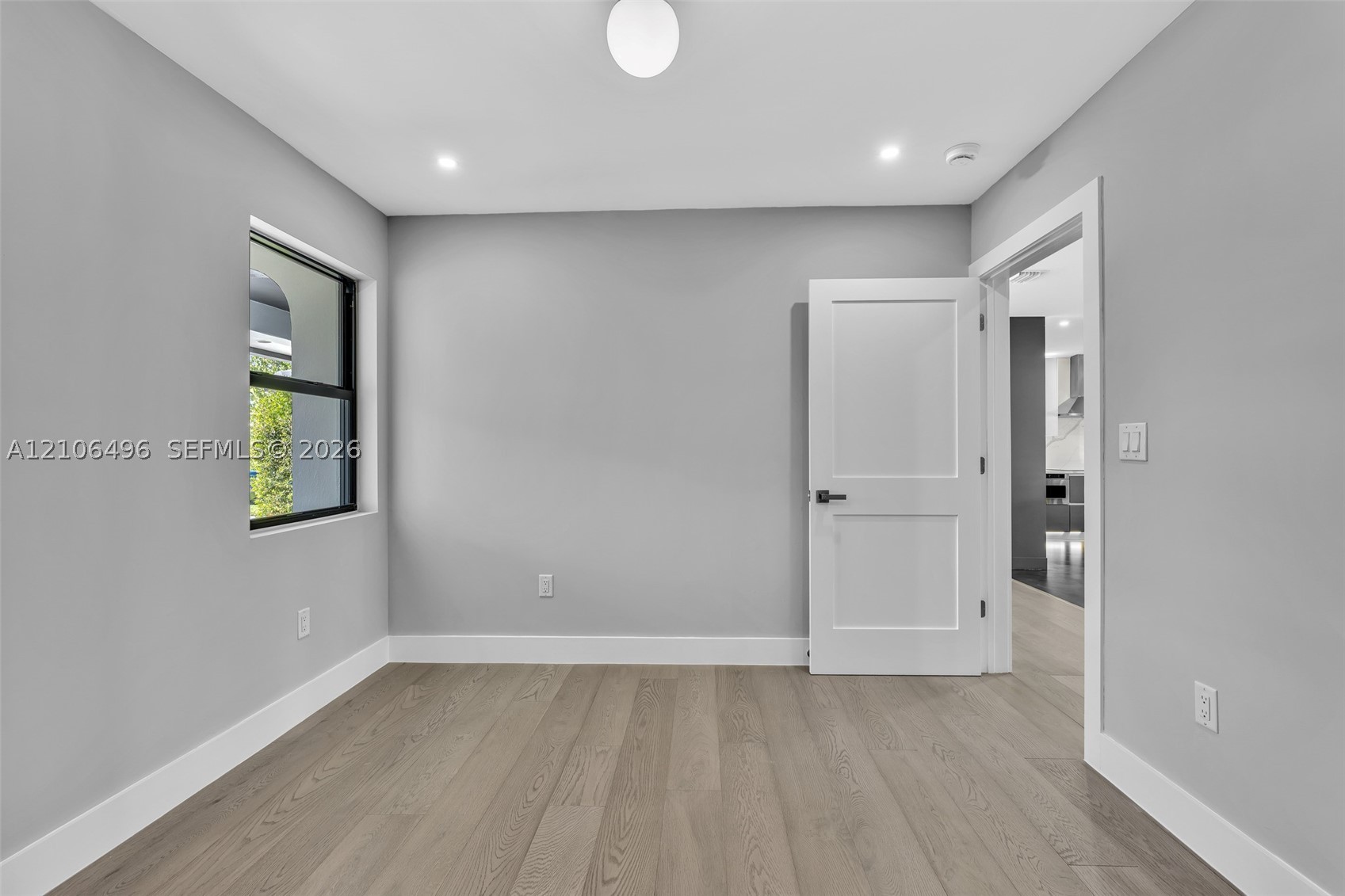 1170 Fairview Ln, Singer Island FL 33404