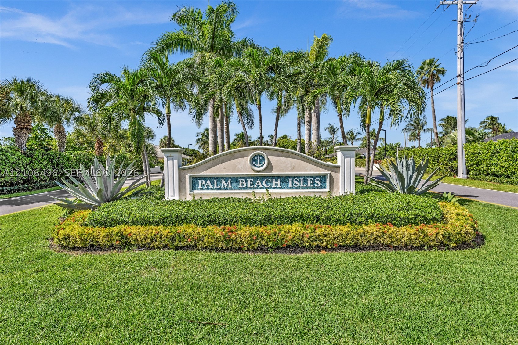 1170 Fairview Ln, Singer Island FL 33404