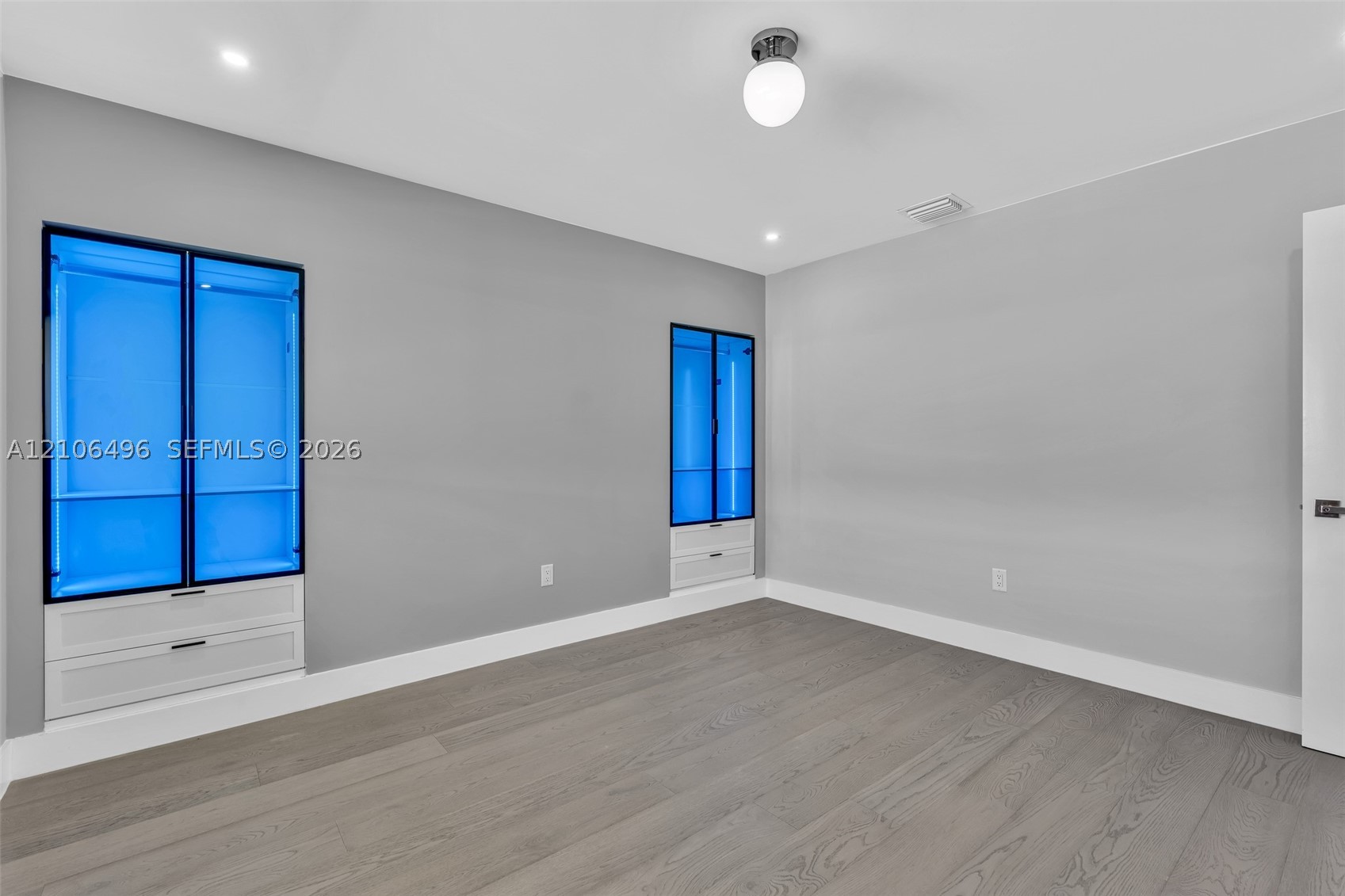 1170 Fairview Ln, Singer Island FL 33404
