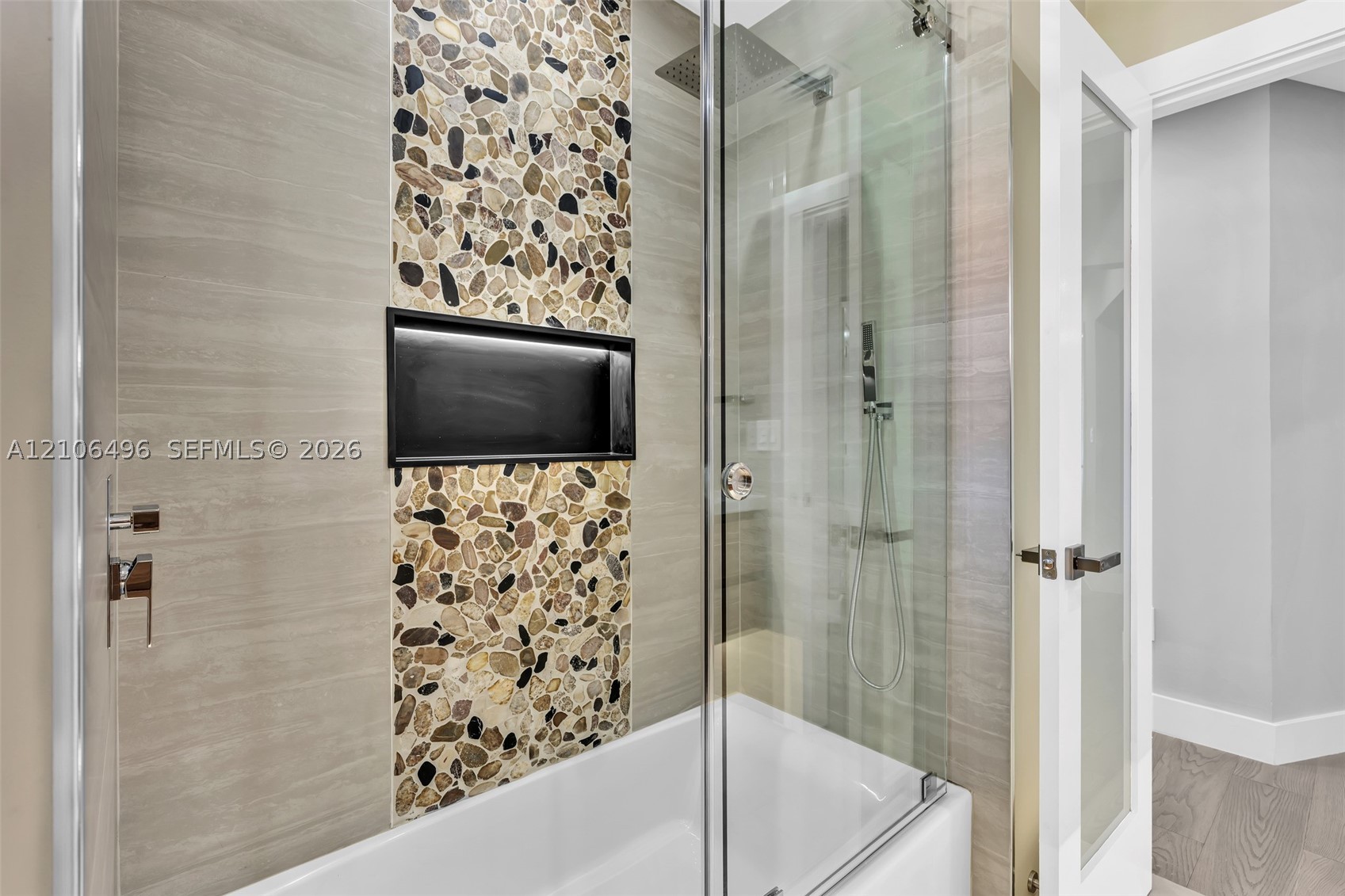 1170 Fairview Ln, Singer Island FL 33404