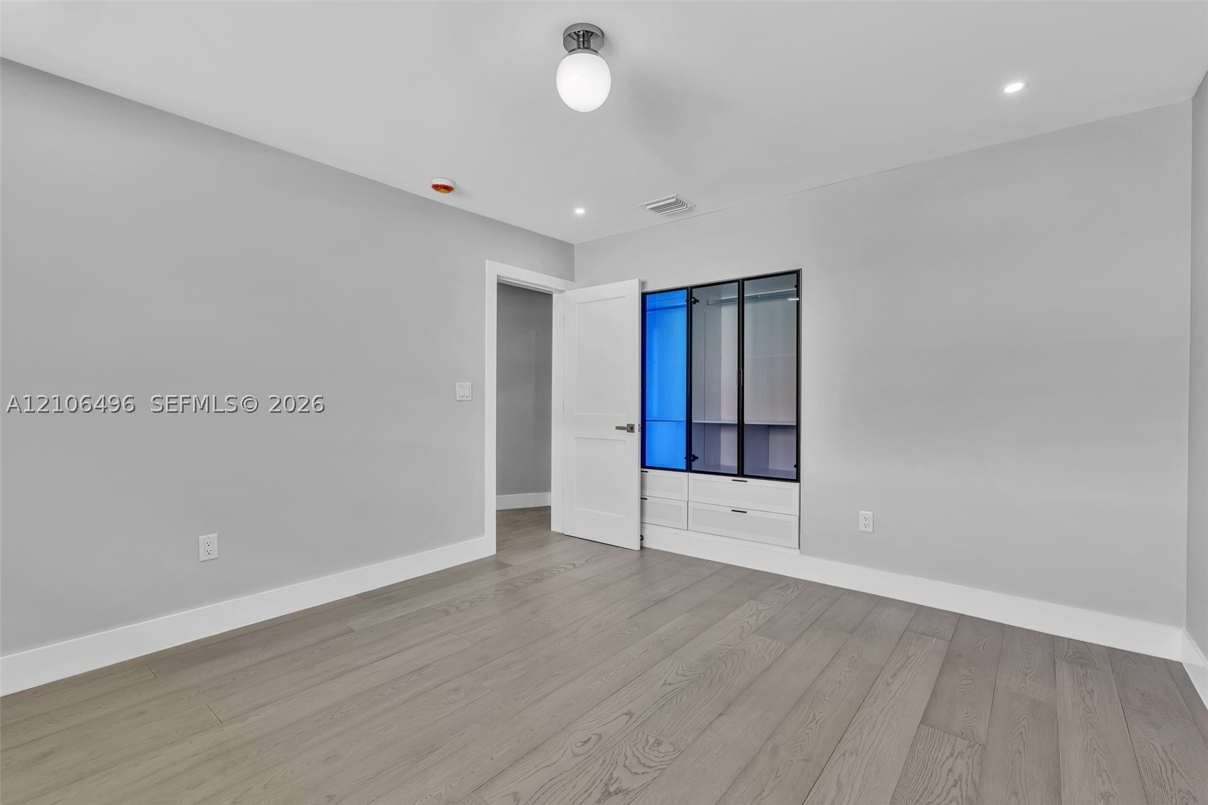 1170 Fairview Ln, Singer Island FL 33404
