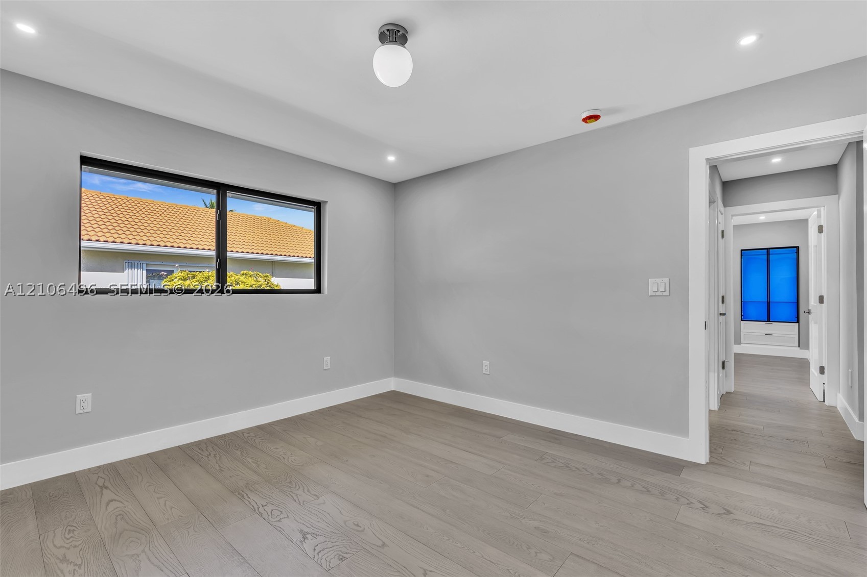 1170 Fairview Ln, Singer Island FL 33404