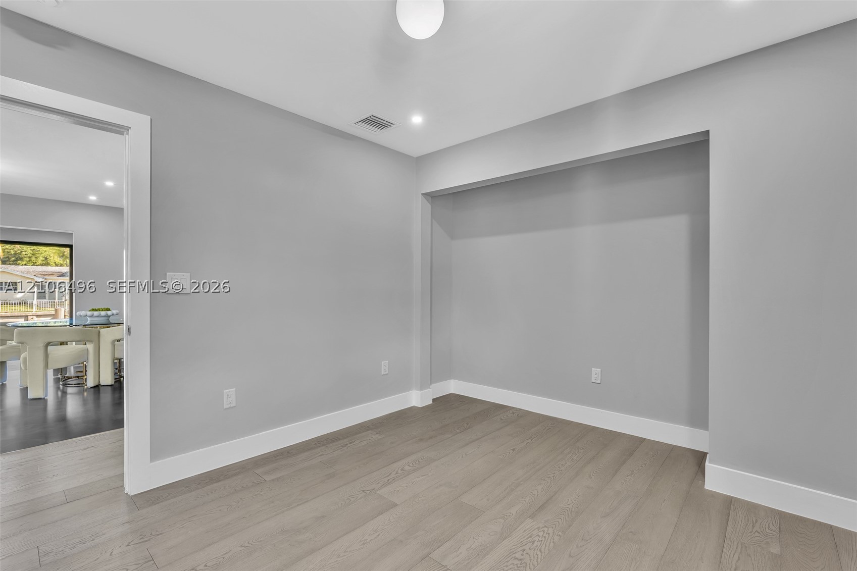 1170 Fairview Ln, Singer Island FL 33404