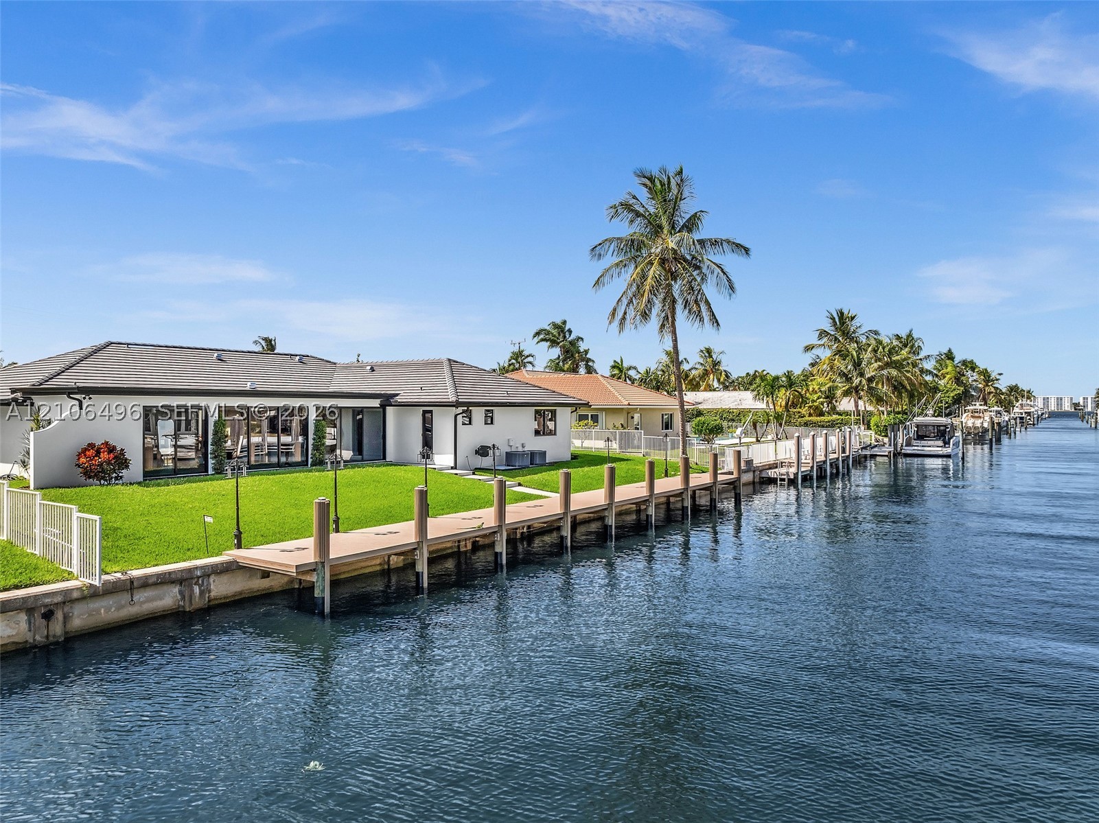 1170 Fairview Ln, Singer Island FL 33404