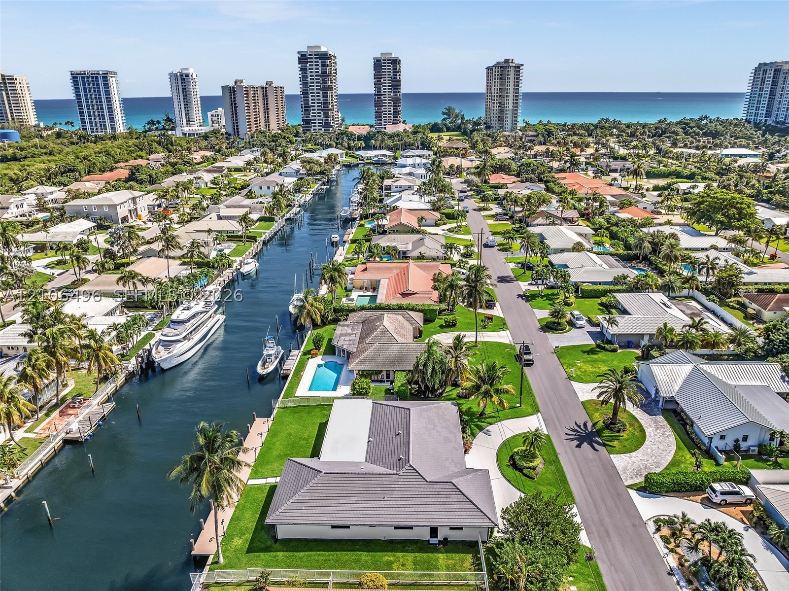 1170 Fairview Ln, Singer Island FL 33404