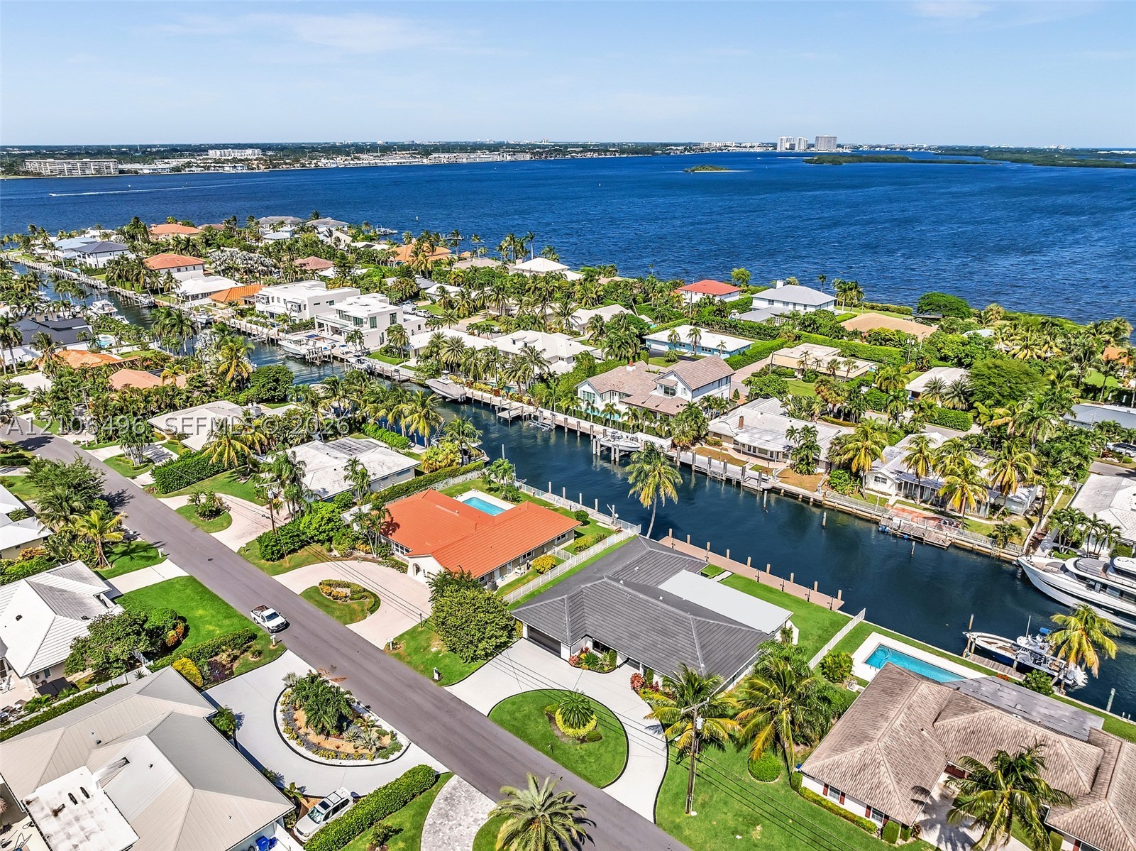1170 Fairview Ln, Singer Island FL 33404