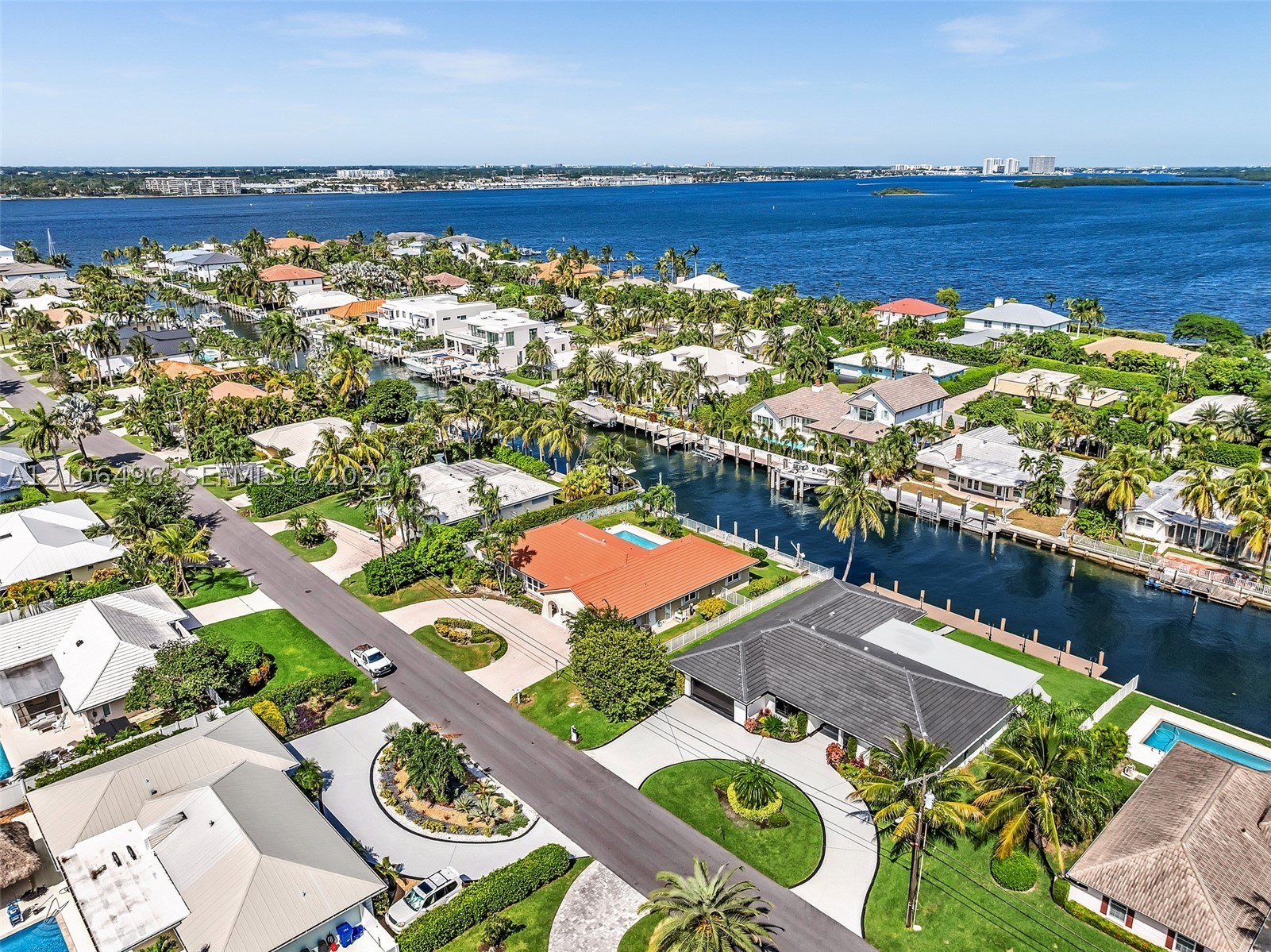 1170 Fairview Ln, Singer Island FL 33404