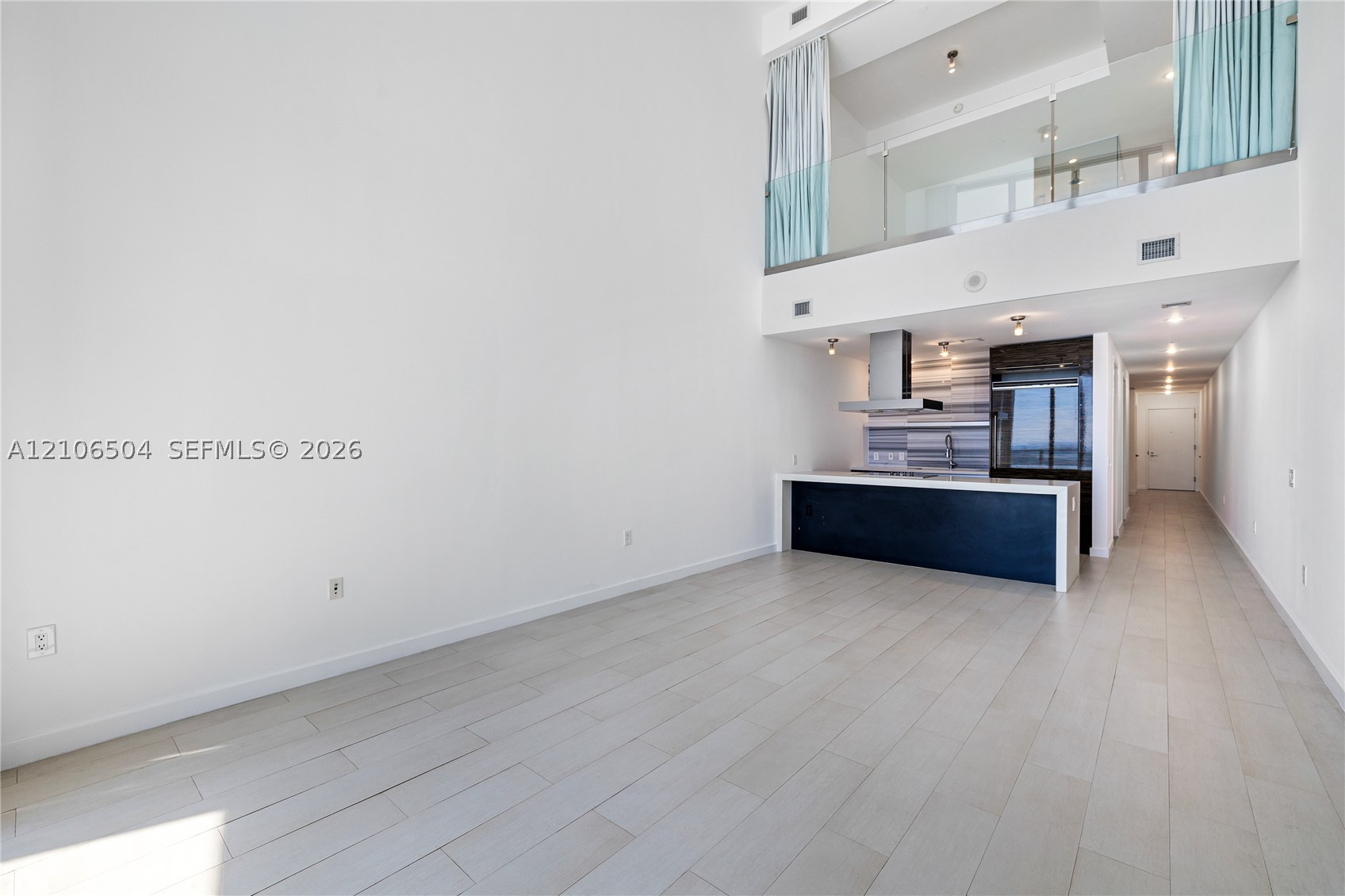 1100 Biscayne Blvd #4306, Miami FL 33132