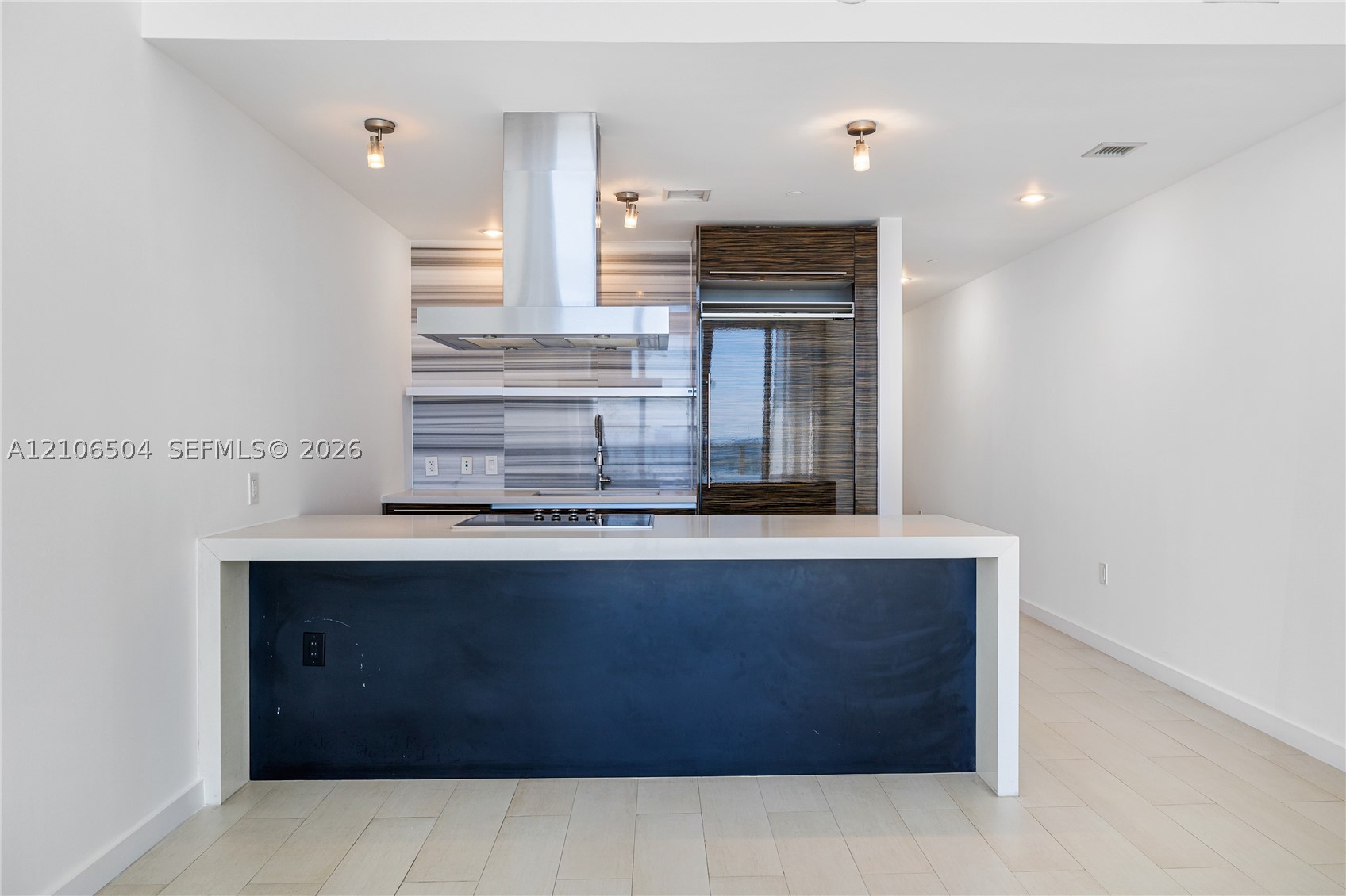 1100 Biscayne Blvd #4306, Miami FL 33132